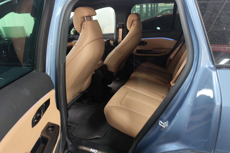 蔚来ES6 2020款 600KM 运动版中控内饰21