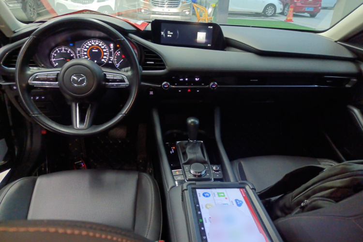 马自达3 昂克赛拉 2023款 2.0L 自动质臻版中控内饰7002