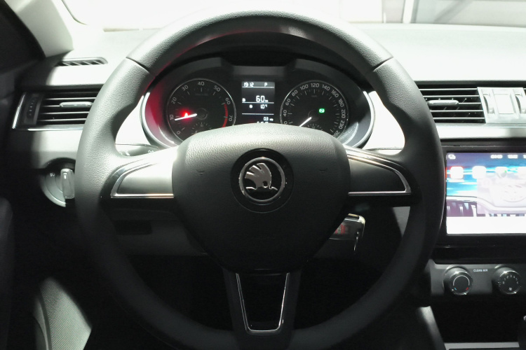 斯柯达 明锐 2018款 TSI230 DSG舒适版局部细节13