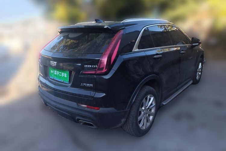 凯迪拉克XT4 2018款 28T 两驱技术型车身外观7