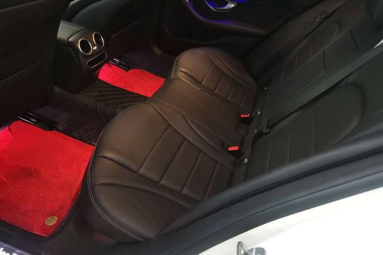 奔驰C级 2020款 改款 C 200 L 时尚型运动版中控内饰21