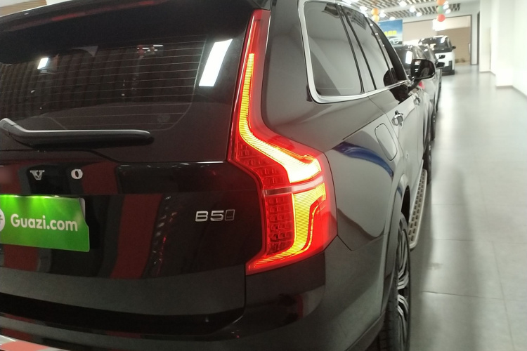 沃尔沃XC90 2021款 B5 智行豪华版 7座车身外观6006
