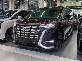 腾势D9 2022款 DM-i 970 四驱尊荣型