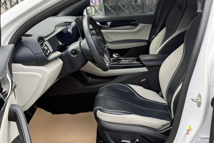 比亚迪 秦PLUS 2021款 EV 400KM 豪华型中控内饰7005