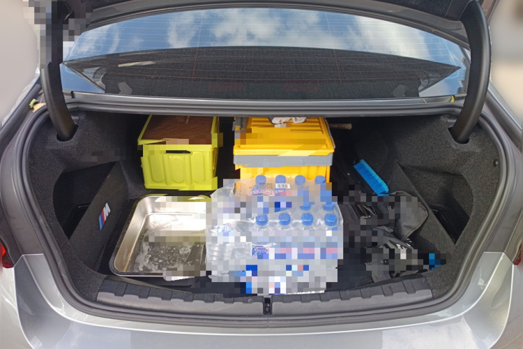 宝马i3 2025款 eDrive 35 L中控内饰23