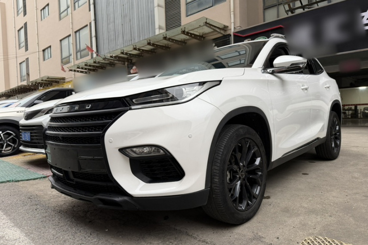 星途TX 2020款 1.6T 两驱星尚版车身外观1