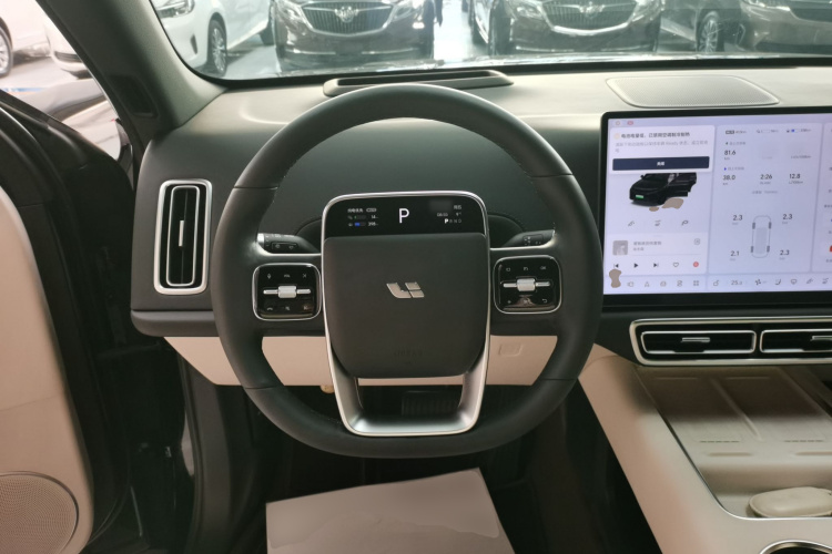理想汽车 理想L6 2024款 Pro中控内饰13