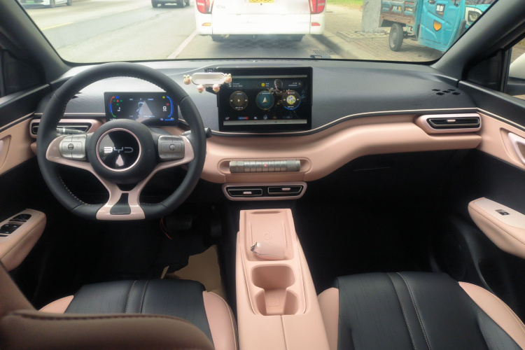 比亚迪 海鸥 2025款 305km 自由版中控内饰12