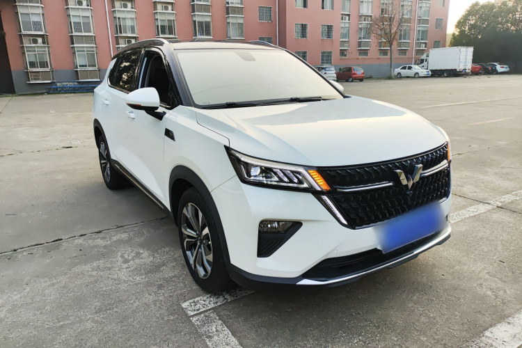 五菱汽车 五菱星辰 2021款 1.5T CVT星辉版车身外观3