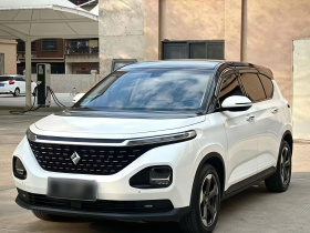 宝骏RM-5 2019款 1.5T CVT 24小时在线豪华型 6座