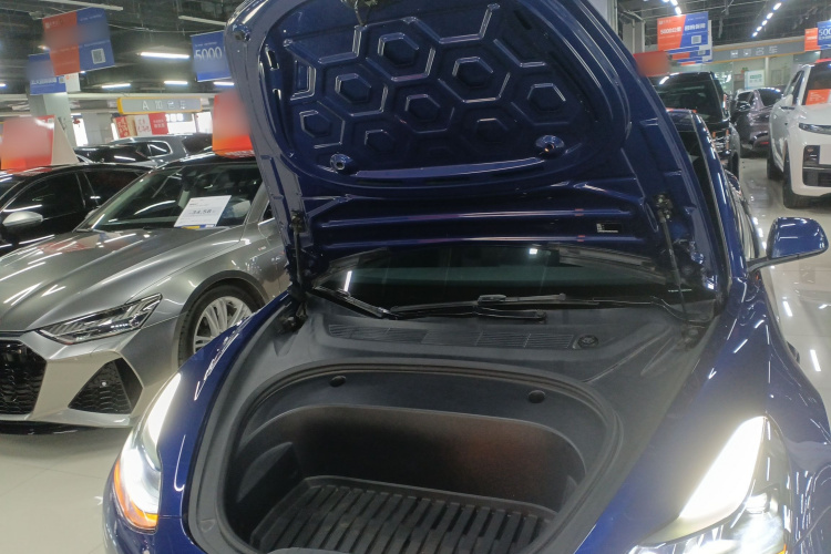 特斯拉 Model 3 2022款 后轮驱动版局部细节24