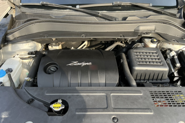 众泰SR7 2016款 1.5T CVT魔方之心版 国IV局部细节24