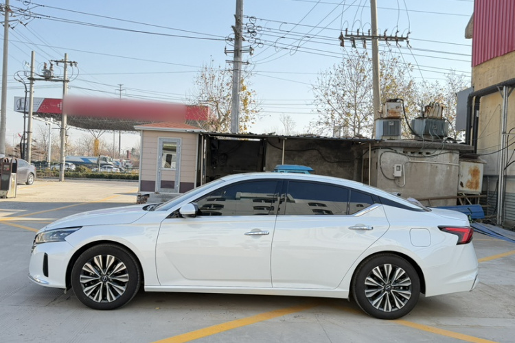 日产 天籁 2024款 2.0L XE 真心版车身外观6006