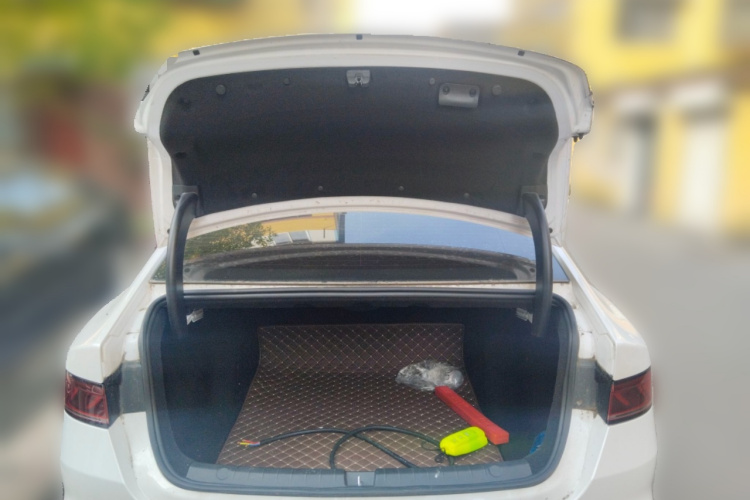 比亚迪 秦PLUS 2021款 EV 400KM 豪华型局部细节23