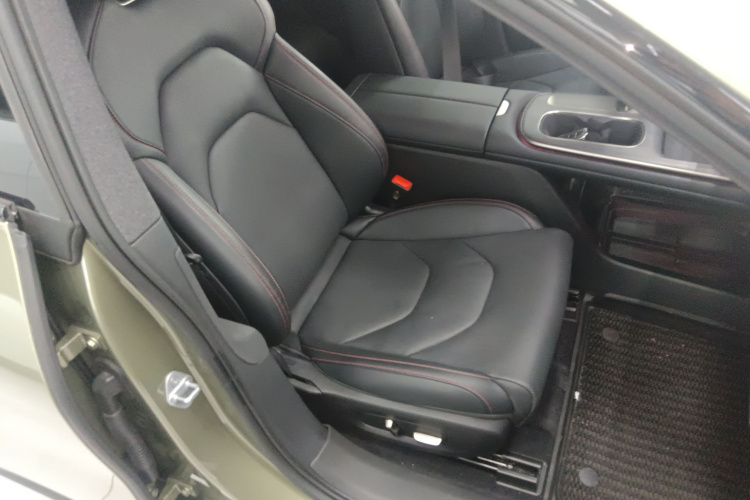 小米汽车 小米SU7 2024款 后驱超长续航高阶智驾Pro版局部细节41