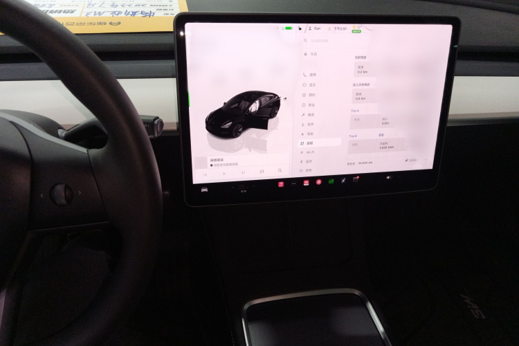特斯拉 Model 3 2022款 后轮驱动版局部细节16