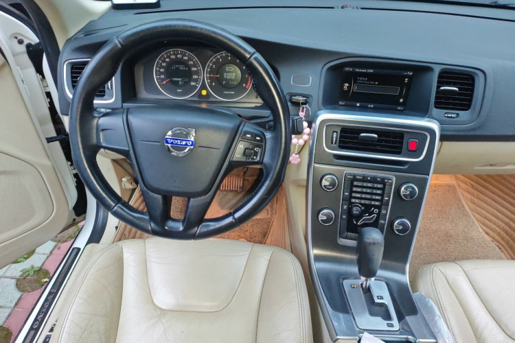 沃尔沃S60(进口) 2012款 1.6T DRIVe 舒适版局部细节13