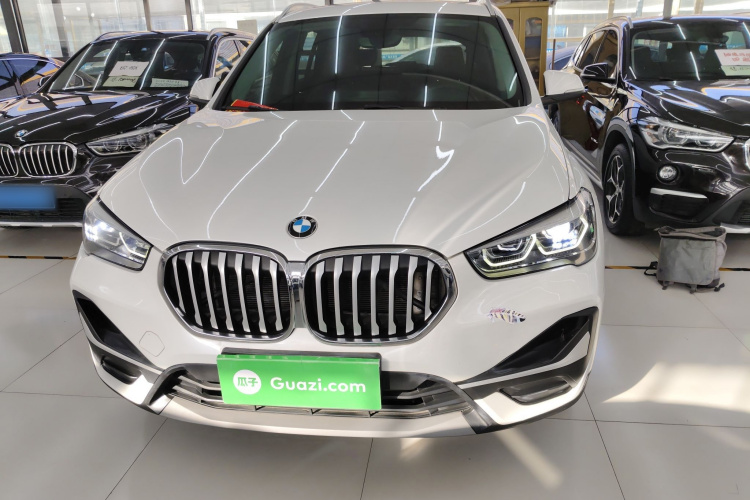 宝马X1 2021款 sDrive20Li 时尚型车身外观2