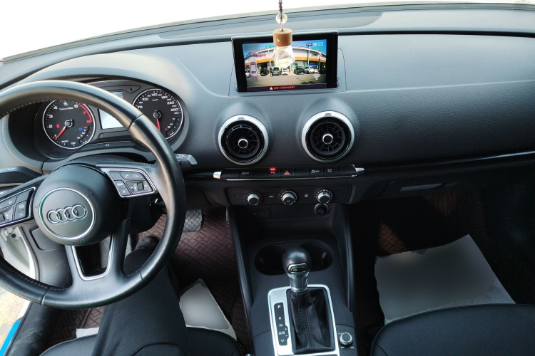 奥迪A3 2019款 Sportback 35 TFSI 时尚型 国V中控内饰12