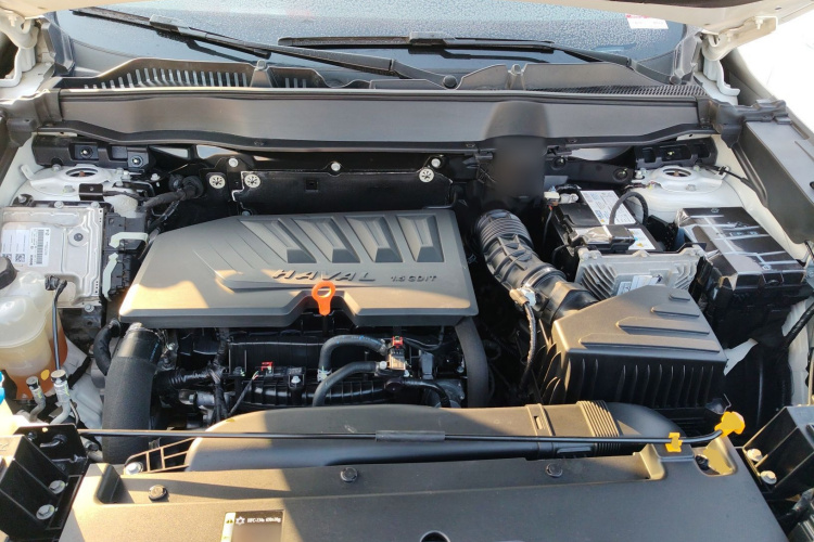 哈弗H6 2021款 第三代 1.5T 自动两驱Pro机舱底盘24