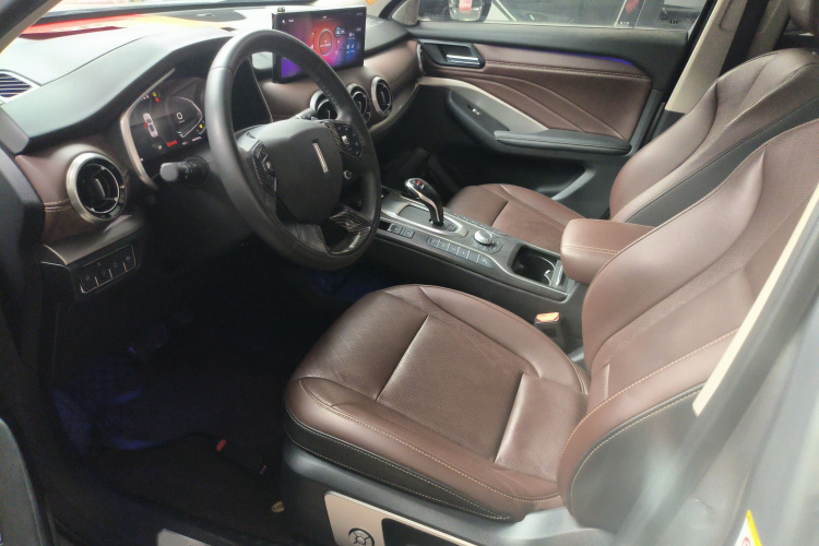 魏牌 VV6 2021款 2.0T 两驱智享+局部细节19