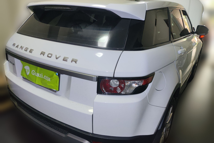 路虎 揽胜极光 2015款 2.0T 五门智耀版车身外观6005