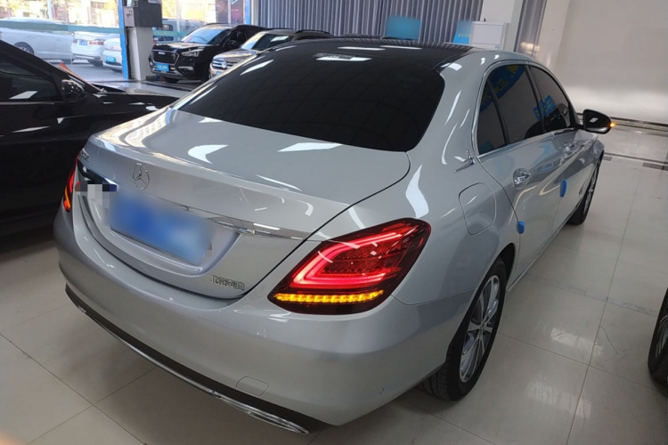 奔驰C级 2019款 改款 C 260 L车身外观7