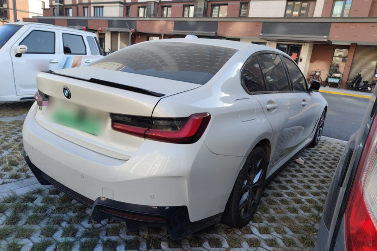 宝马i3 2022款 eDrive 35 L车身外观6005