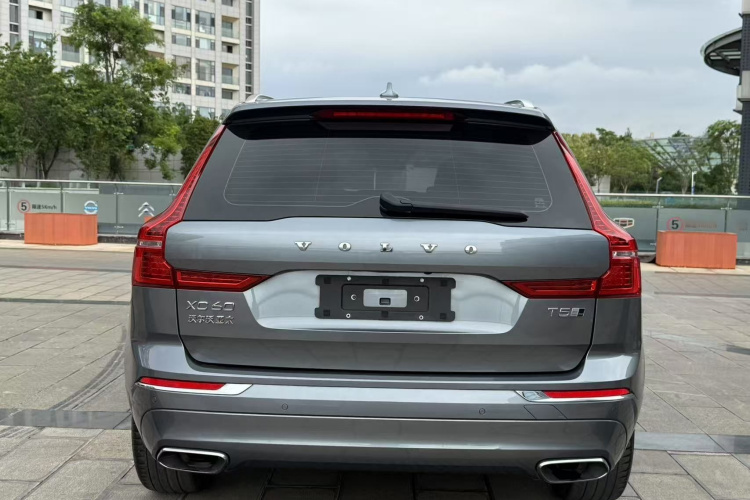 沃尔沃XC60 2020款 T5 四驱智逸豪华版车身外观6004