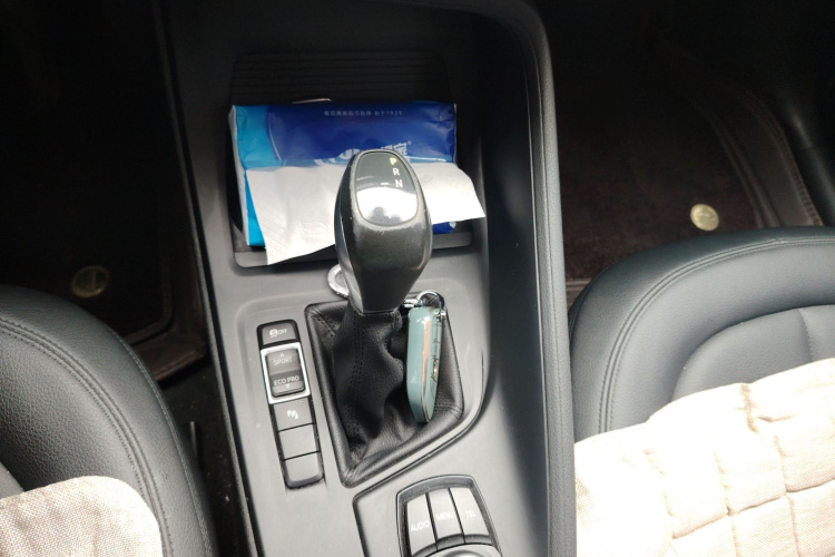 宝马X1 2016款 sDrive18Li 尊享型局部细节18