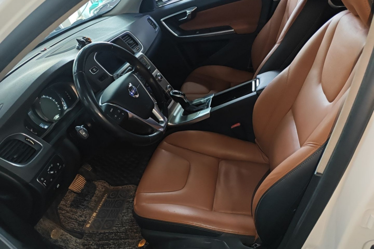 沃尔沃S60 2016款 S60L T4 智远版局部细节19