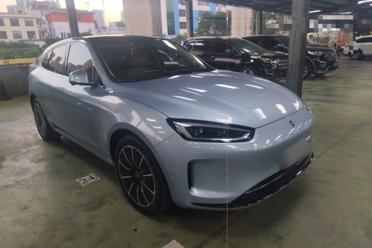 鸿蒙智行 问界M5 2022款 纯电四驱性能版车身外观6001