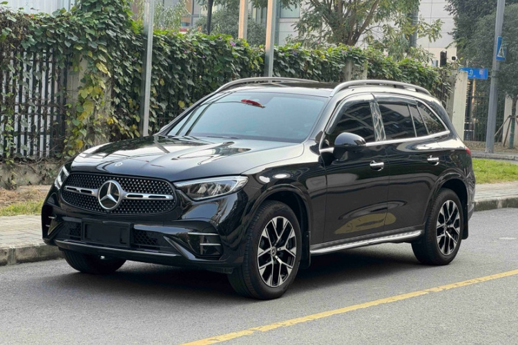 奔驰GLC 2023款 改款 GLC 260 L 4MATIC 豪华型 5座车身外观6004