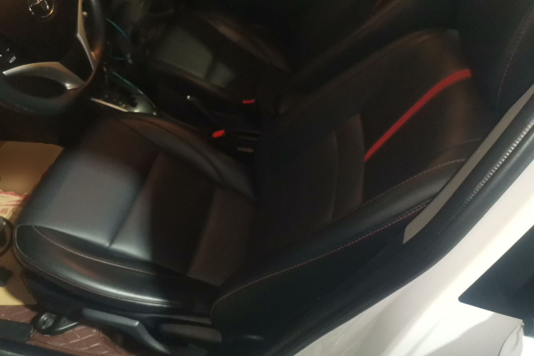 丰田 YARiS L 致炫 2022款 致炫X 1.5L CVT豪华PLUS版中控内饰19