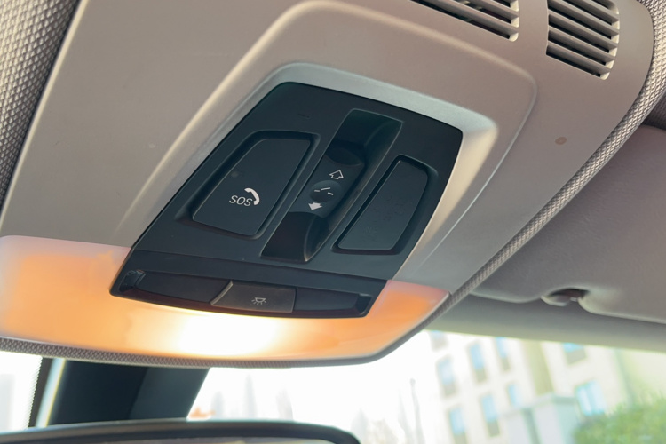 宝马2系(进口) 2015款 218i中控内饰7007