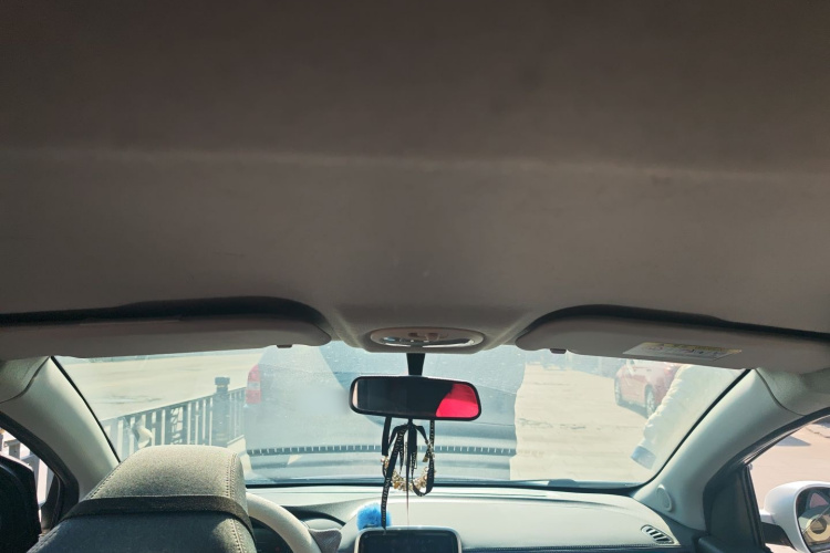 奇瑞 小蚂蚁 2021款 20万蚁粉款 朝气版 磷酸铁锂 301km中控内饰22