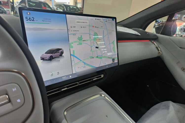 小鹏P7+ 2024款 长续航 Max中控内饰7004