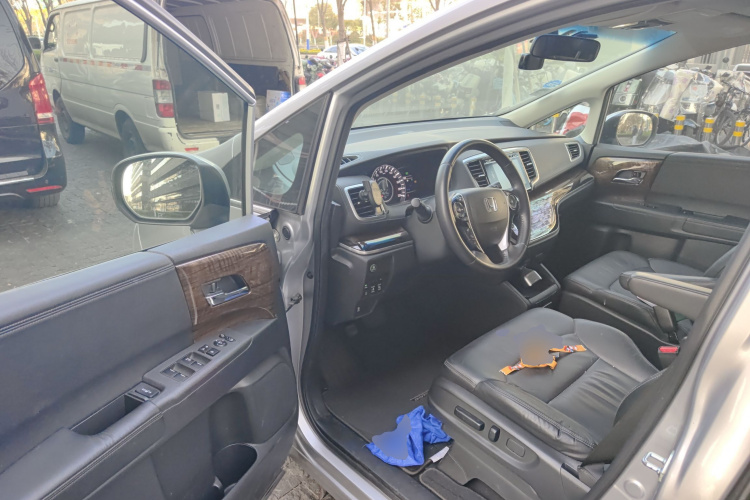 本田 奥德赛 2015款 2.4L 智享版中控内饰20