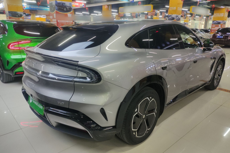 小米汽车 小米YU7 2025款 超长续航后驱版车身外观7