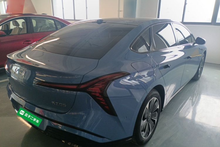 红旗天工05 2025款 750智选版车身外观6005