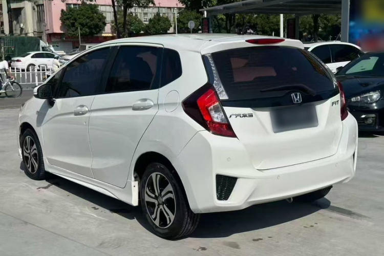 本田 飞度 2016款 1.5L LX CVT舒适型车身外观6002