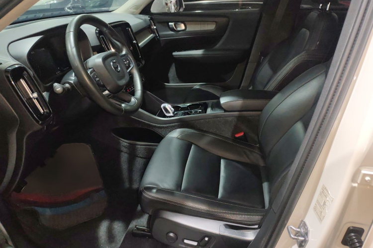 沃尔沃XC40 2021款 T4 四驱智远豪华版局部细节19