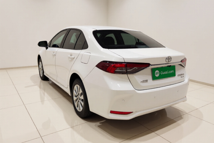 丰田 卡罗拉 2019款 1.2T S-CVT GL先锋版车身外观5