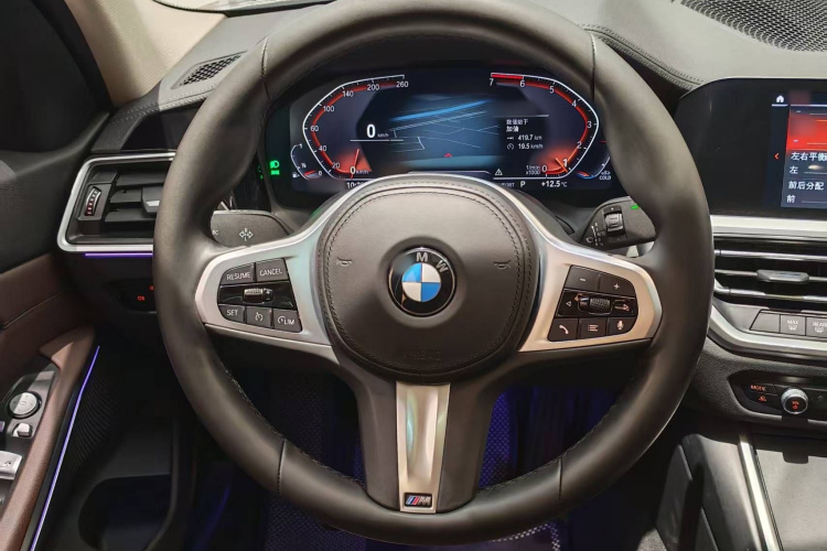 宝马3系 2021款 改款 325i M运动套装局部细节13