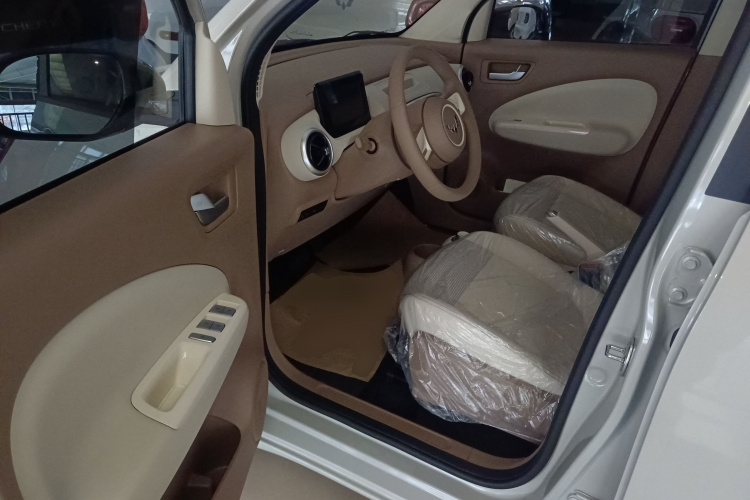 五菱汽车 宏光MINIEV 2025款 四门版 进阶款中控内饰20