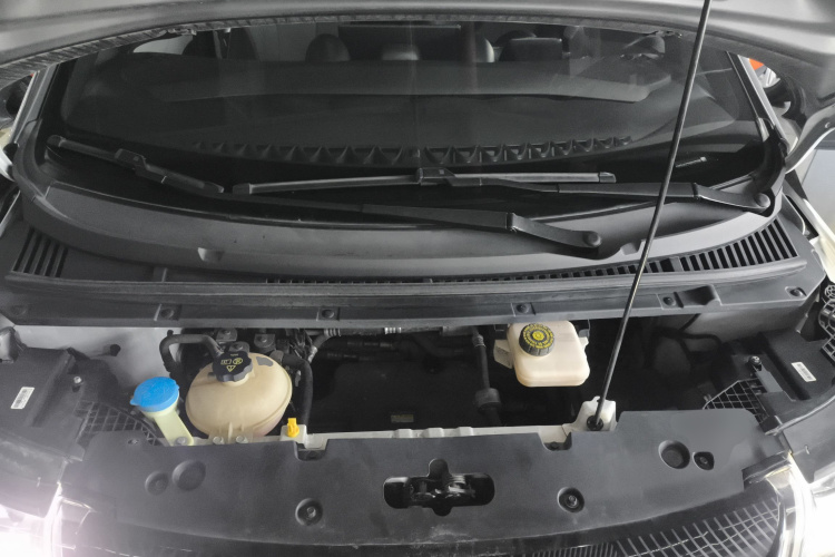 比亚迪 海豚 2021款 405km 时尚版机舱底盘24