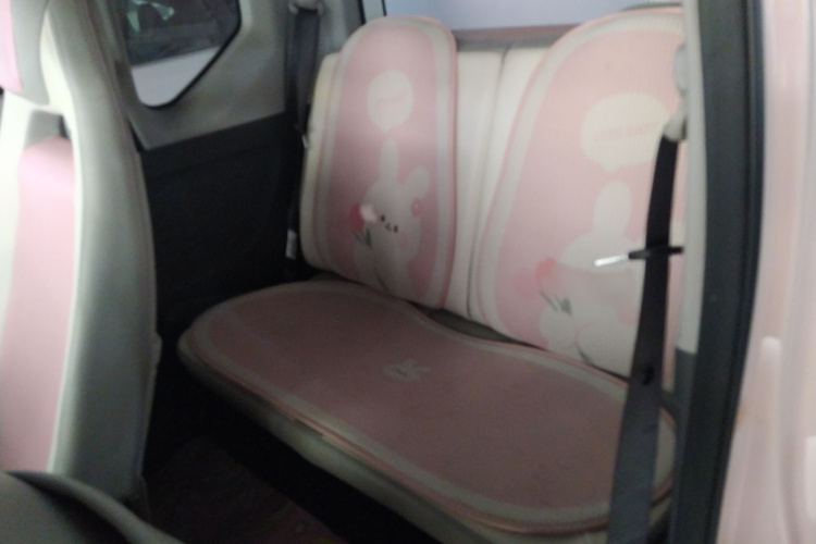 五菱汽车 宏光MINIEV 2021款 马卡龙时尚款 三元锂中控内饰7002