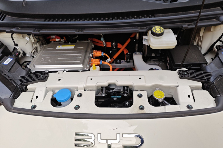 比亚迪 海鸥 2025款 305km 活力版机舱底盘24