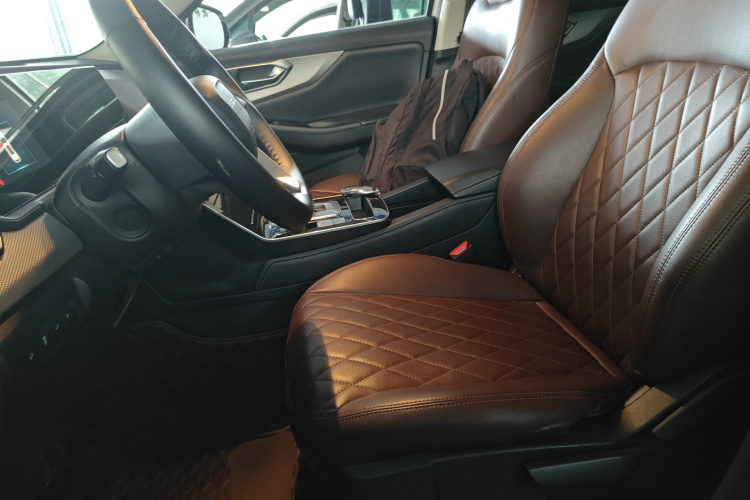 北京汽车 北京X7 2020款 1.5TD DCT致风版中控内饰19