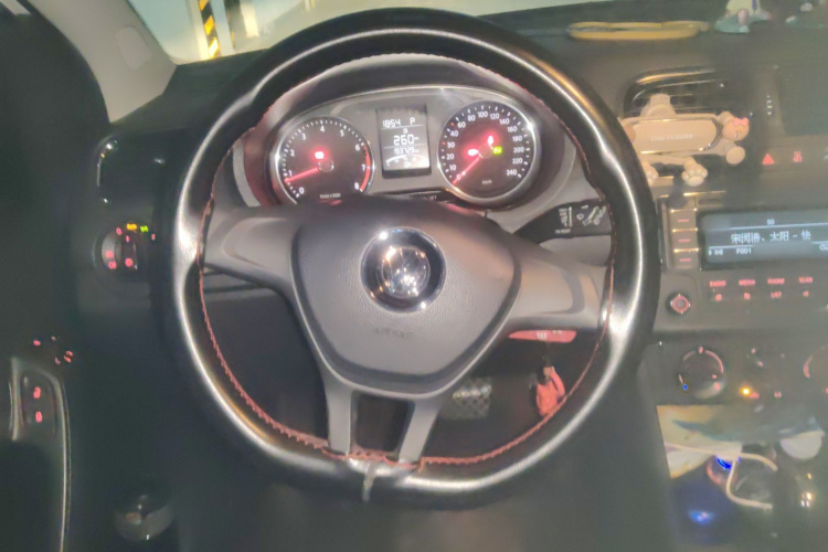 大众 Polo 2014款 1.4L 自动舒适版局部细节13